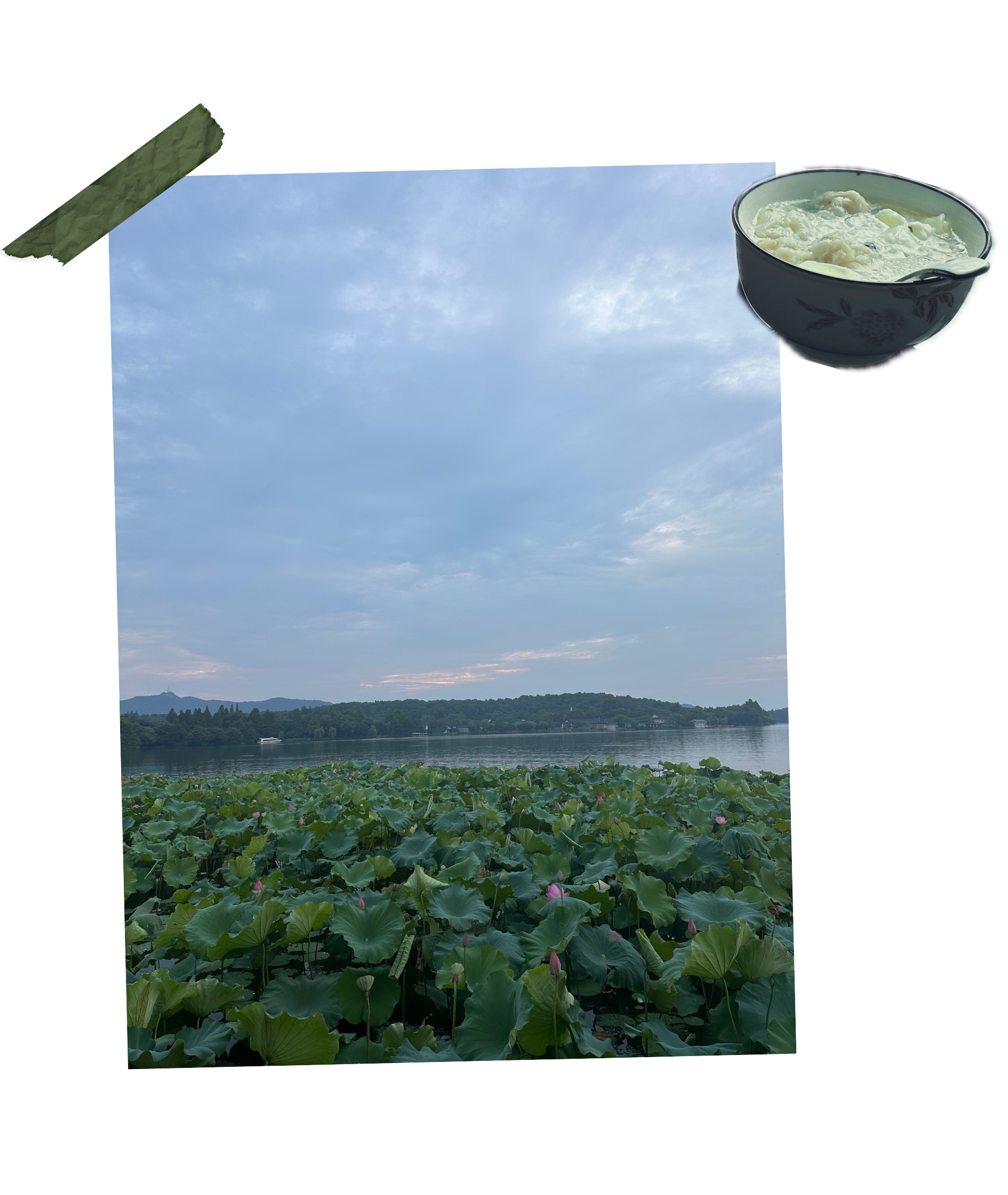 Crab-roe dumplings served along West Lake